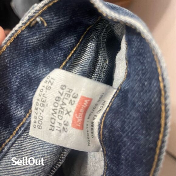 Wrangler Men's Relaxed Fit Jeans Blue Size Standard 32x32 Dark Wash Denim - Picture 7 of 10